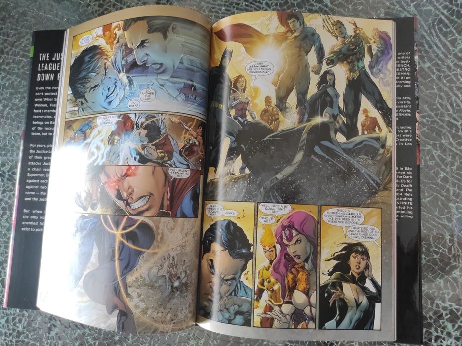 Justice League Vol 4 The Grid HC DC comics Geoff Johns Ivan Reis