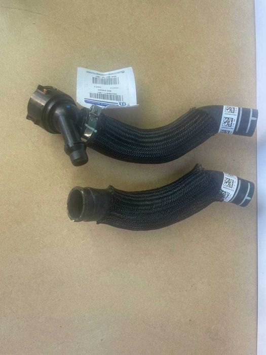 Патрубок охолодження верхній без флянця Jeep Compass 2.0 Turbo 68444059AA 2023 2024 2025