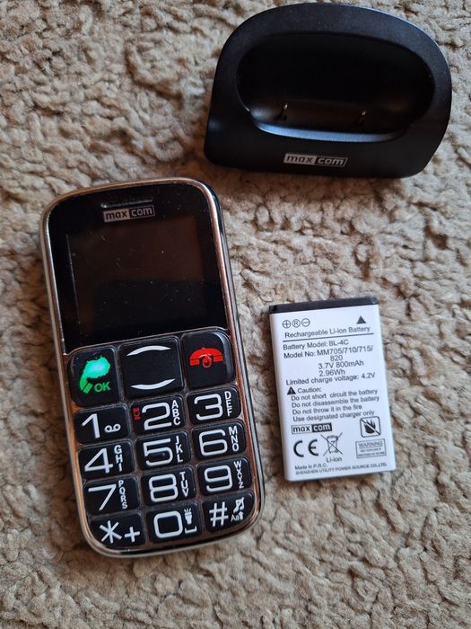 Telefon dla seniora MaxCom MM462 BB