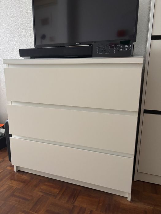 Cómoda Malm Ikea