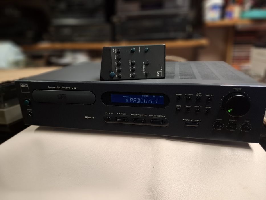 Amplituner z Cd NAD L-40 pilot