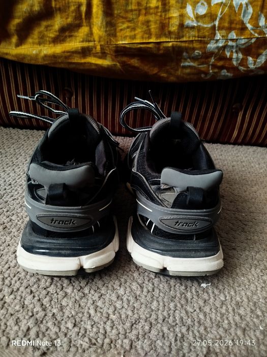 Balenciaga track 3 45size