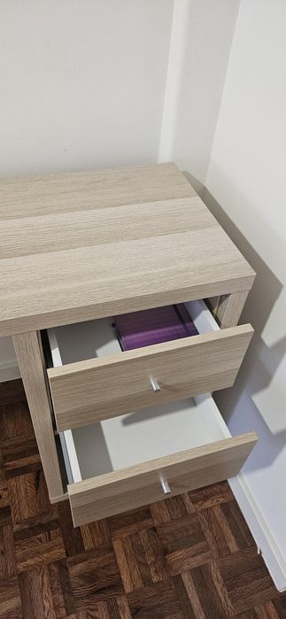 Mesa secretária madeira - IKEA Kallax - 1  mes de uso