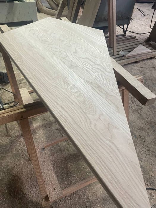 Панелі з масиву дуба, меблевий щит, деревʼяні підвіконня фасади полиці