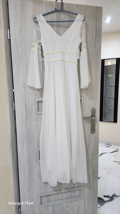 Suknia ślubna balowa rozmiar "S" i "M" Seksowna biała elegancka dekolt