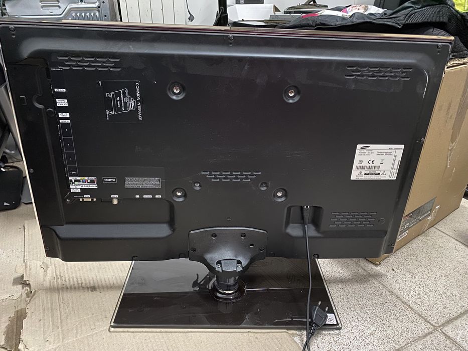 Телевізор Samsung UE32D5707RK