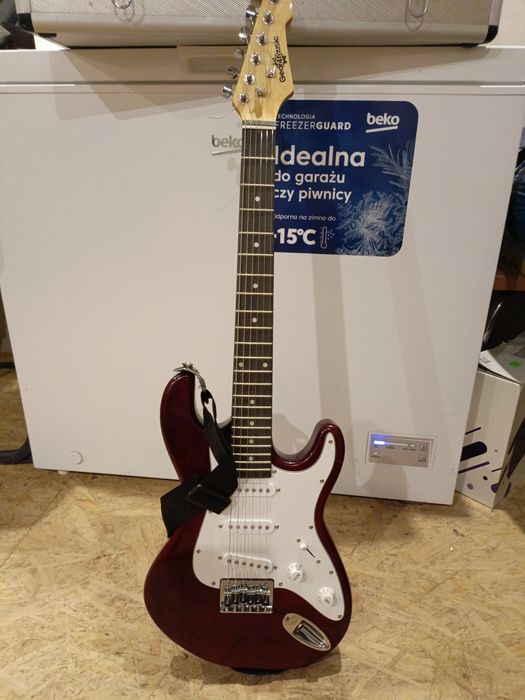 Sprzedam gitarę elektryczną oraz procesor efektów