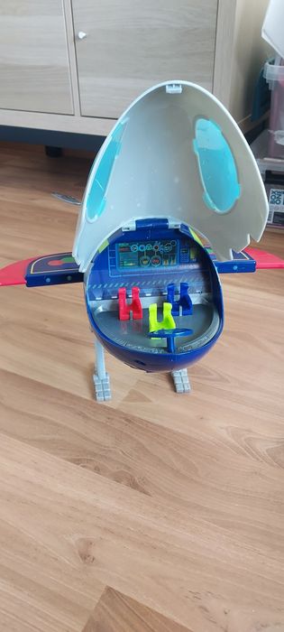 Avião  PJ Masks em bom estado