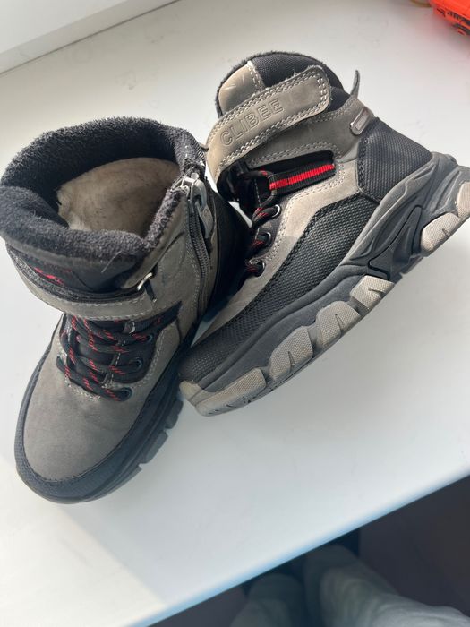 Зимове взуття на хлопчика/ботинки Clibee