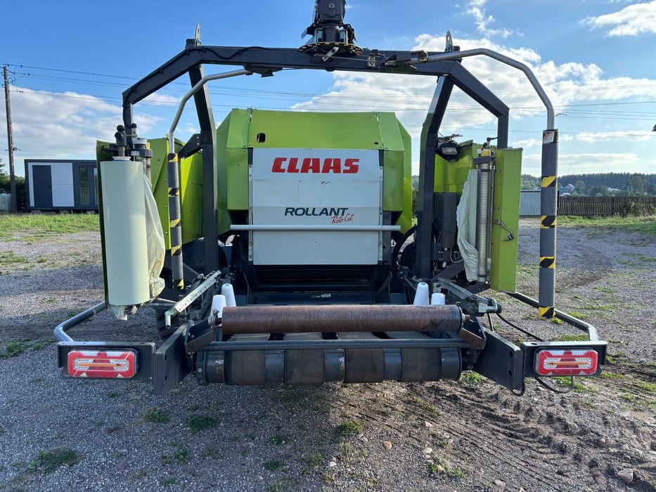 Prasoowijarka claas rollant 355