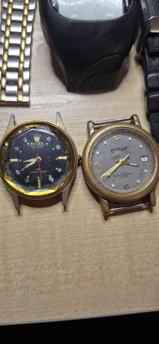 Zestaw zegarków na baterie