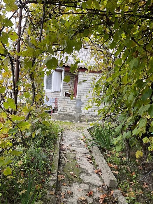 Дача з будиночком (на ветерані)