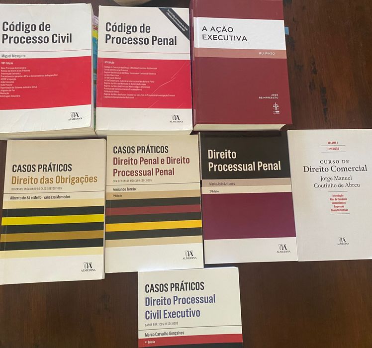 Vendo livros de Direito novos ou em bom estado