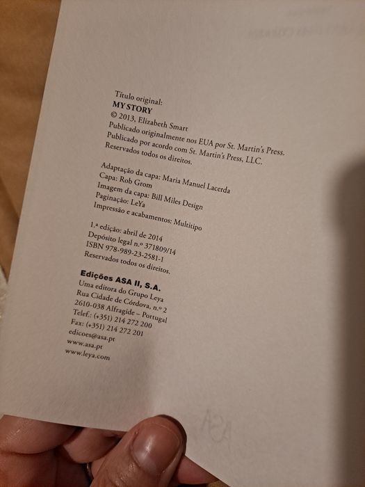 Livro Escolhi Viver de Elisabeth Smart