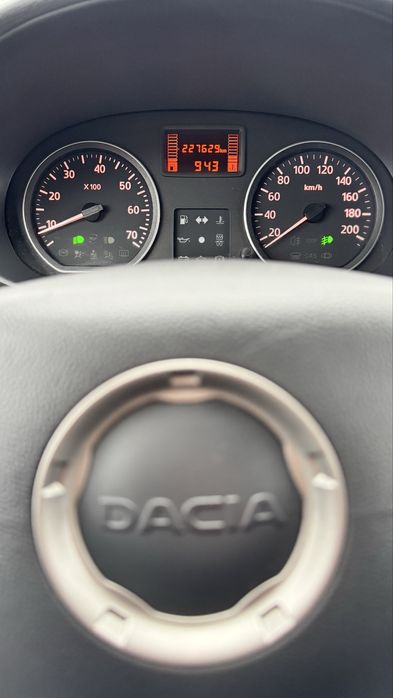 Dacia Sandero StapWay Дача СтепВей 2010 р 1,6 бенз 5 МКПП НЕ ФАРБОВАНА