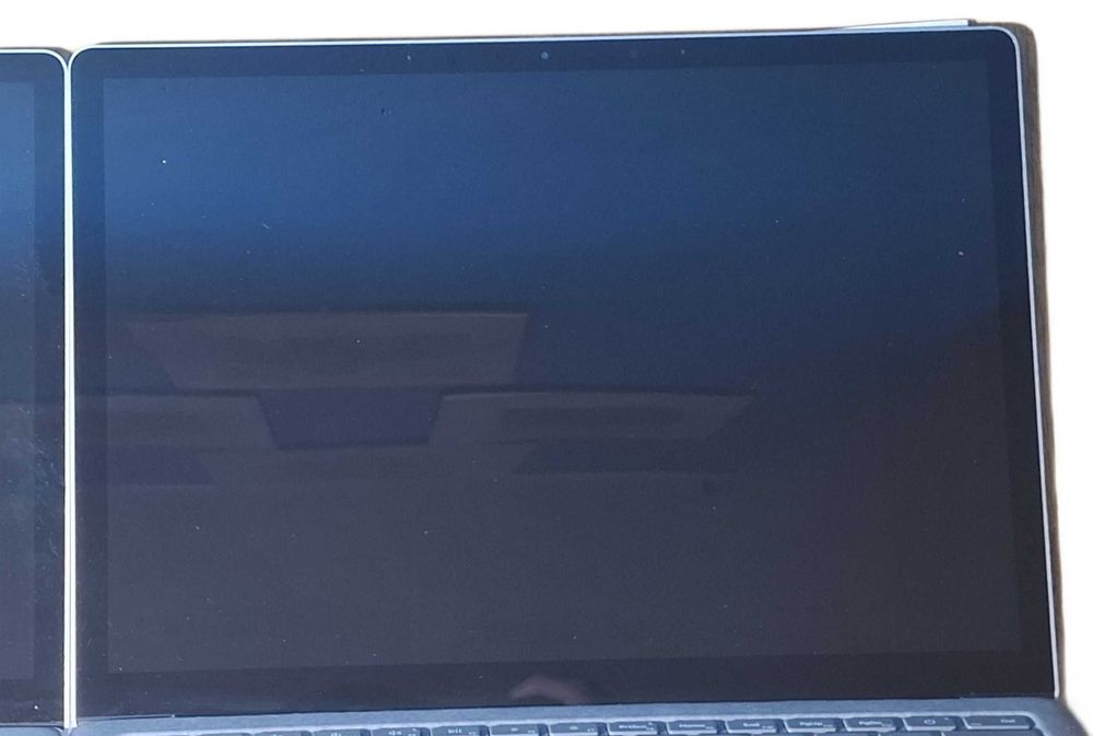 Microsoft Surface Laptop 1950 5 oraz 4 - 2 Sztuki - Intel i5 11 i 12 generacji - Uszkodzone -