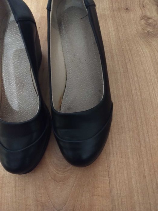 Czółenka,półbuty czarne  jak nowe