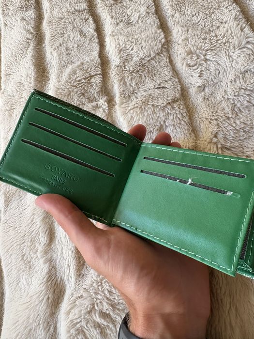 Zielony portfel goyard