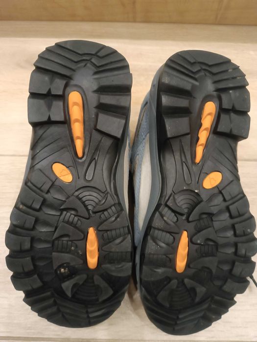 Buty Bergson rozmiar 36