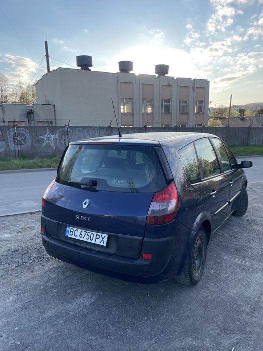 Renault Grand-Scenic 2