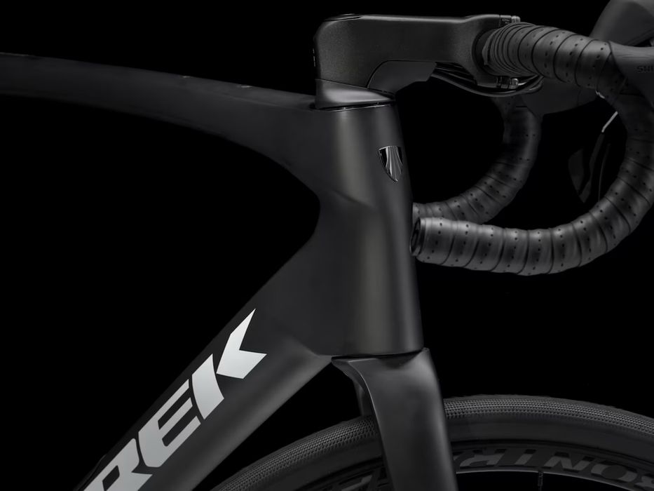 Trek Domane sl5 105 12spd czarny