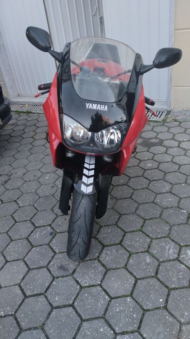 Yamaha thunderace 1000r