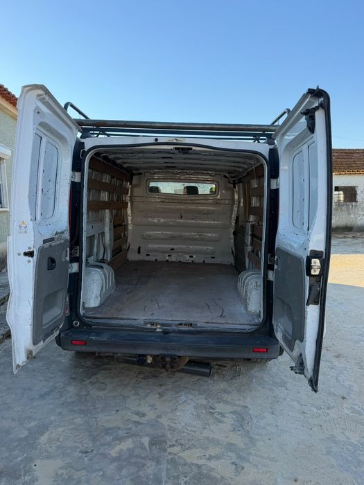 Nissan Primastar 2.0 dCi 2010 | 290.000 km | 3 Lugares — photo 2