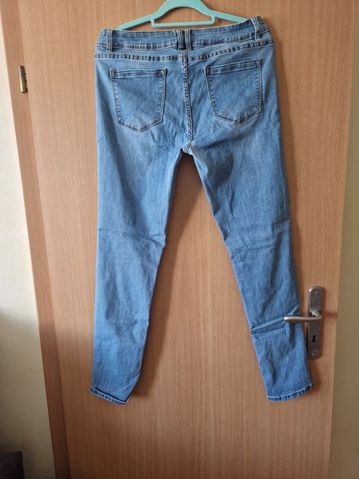 Spodnie jeansowe