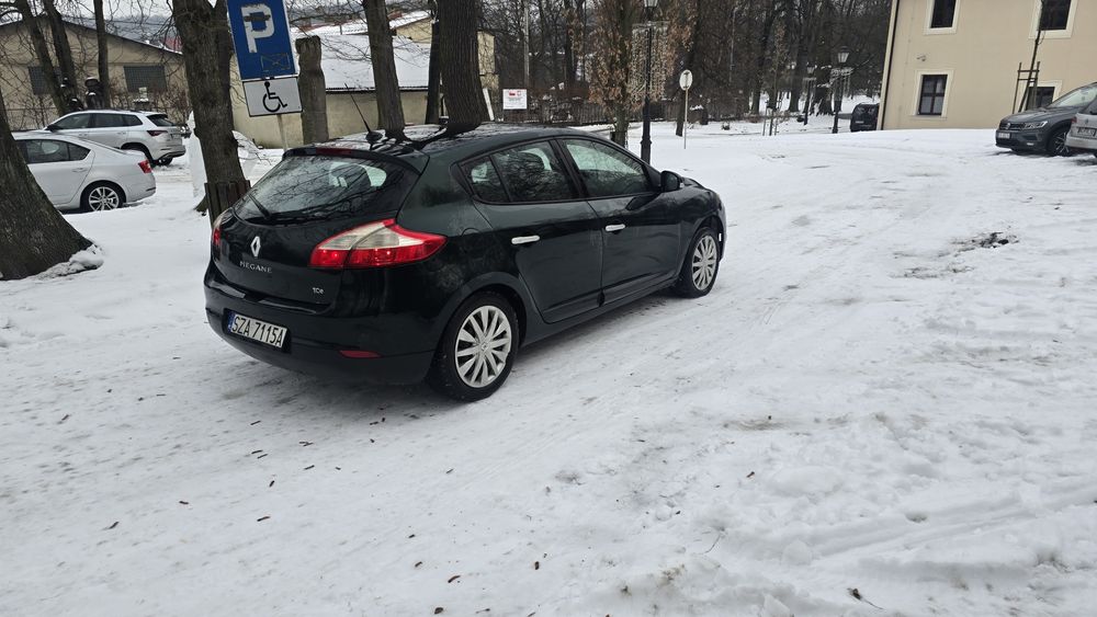 Megane III.   1.4 BENZ. 130KM