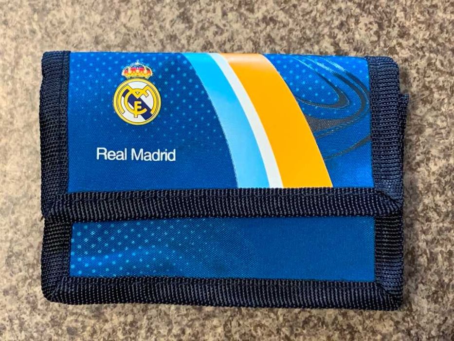 Nowy oryginalny portfel sportowy Real Madrid