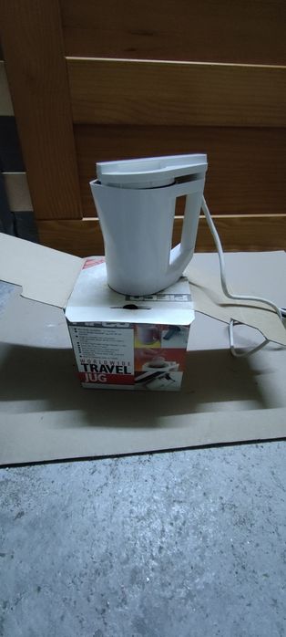 Fervedor chá de viagem