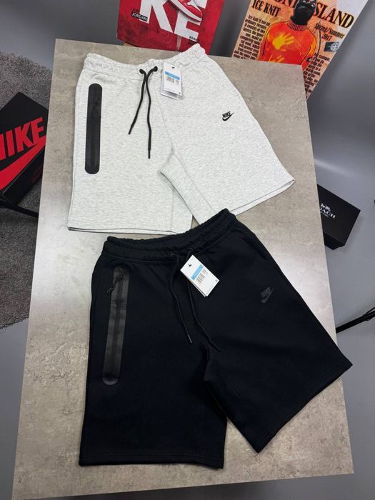 Мужские спортивные шорты найк Nike Tech Fleece