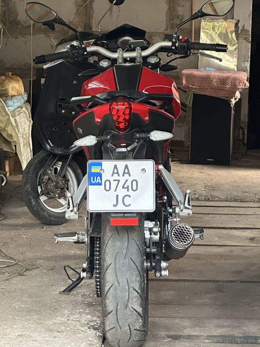 Benelli TNT 25 продаж, обмін