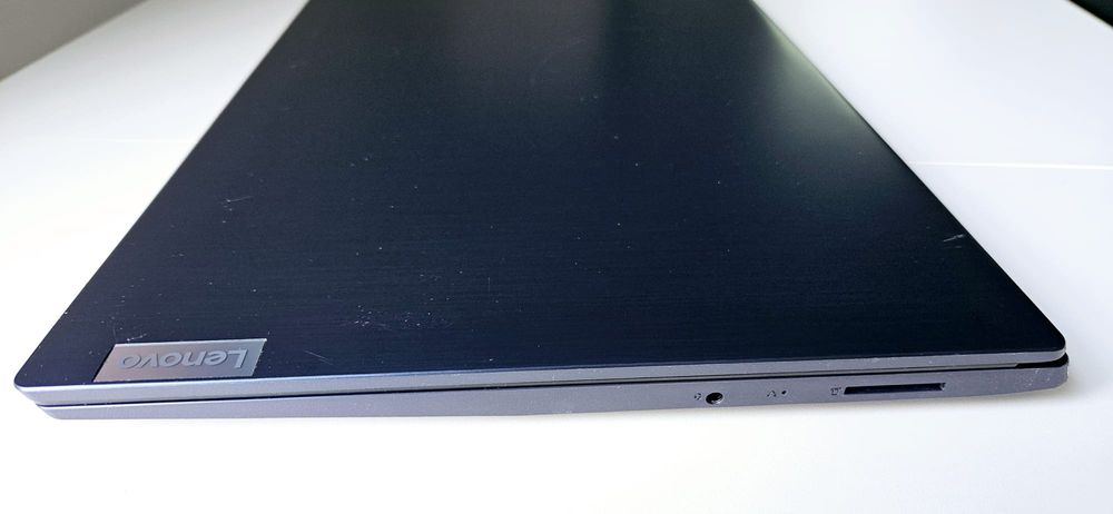 Laptop LENOVO Premium Gold SSD 512, RAM 8Gb 2.00GHz