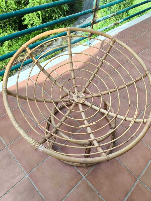 Poltrona natural em bambu
