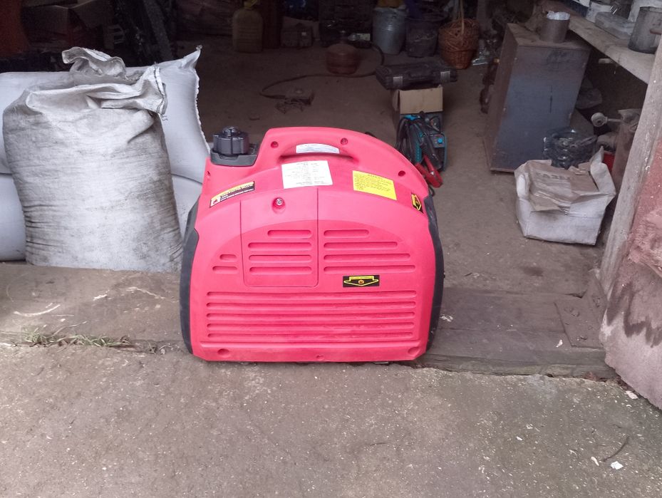 Генератор HONDA  2 тактний