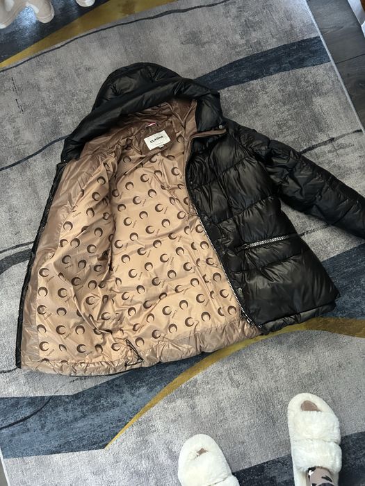 Жіночий пуховик чоний