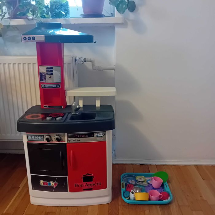 Kuchnia Smoby Bon Appetit + naczynka
