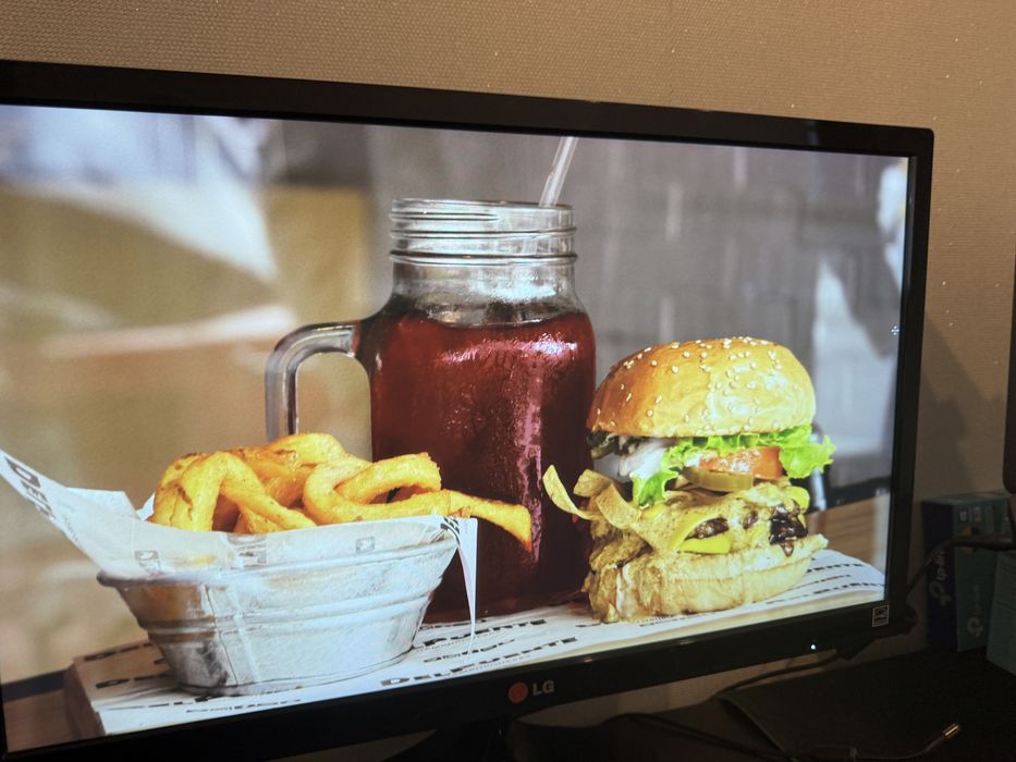 Монітор LG (22MP55D-P)  21.5" IPS