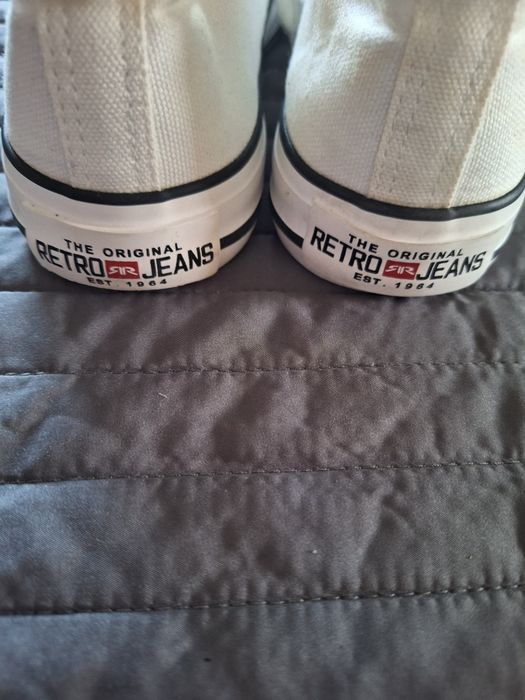 Sprzedam buty sportowe