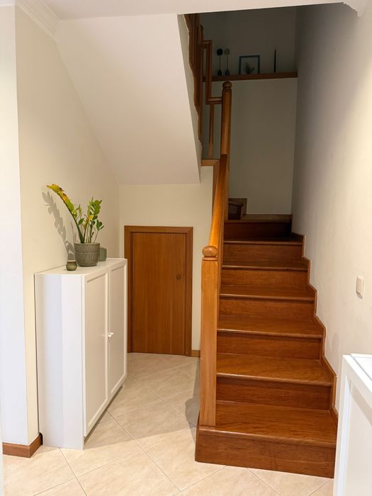 Quarto individual para arrendar (despesas incluídas)
