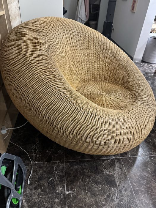 Cadeira Lounge redonda em rattan natural