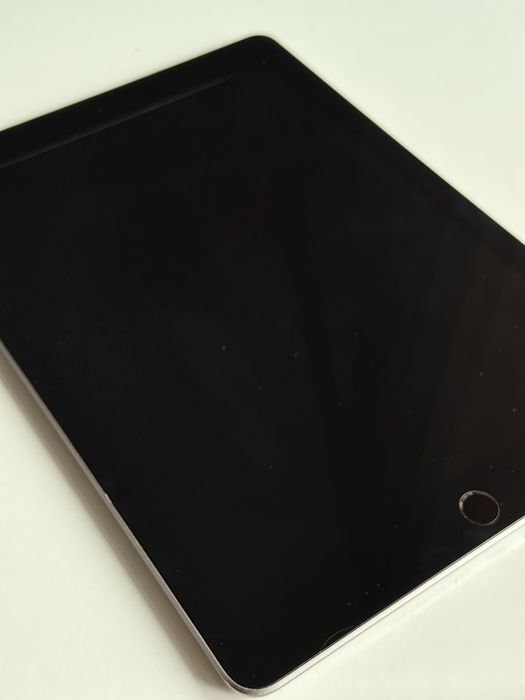 Ipad  6 покоління 128ГБ Gray