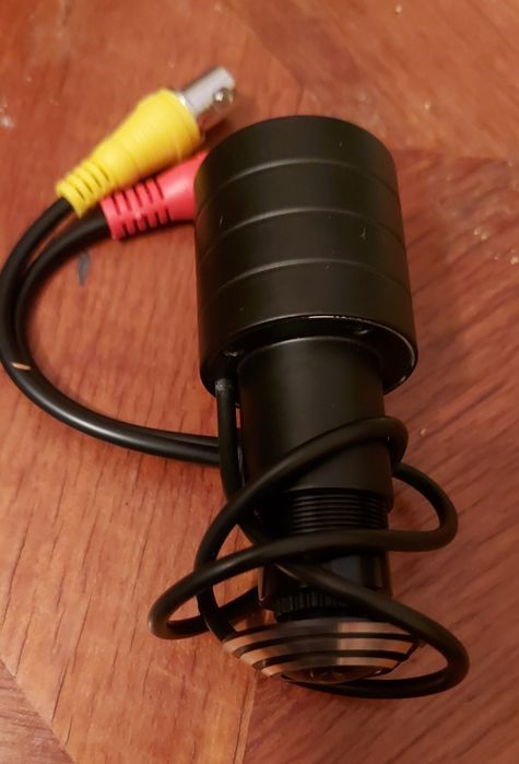 Mini - kamera w wizjerze