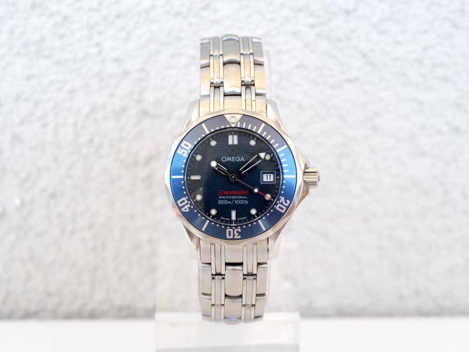 Omega Seamaster Diver 300 M Lady Blue Dial Quartz 28mm