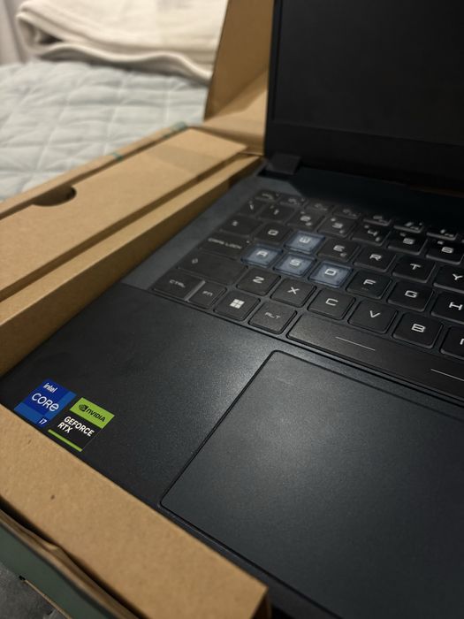 MSI Cyborg 14 como novo!