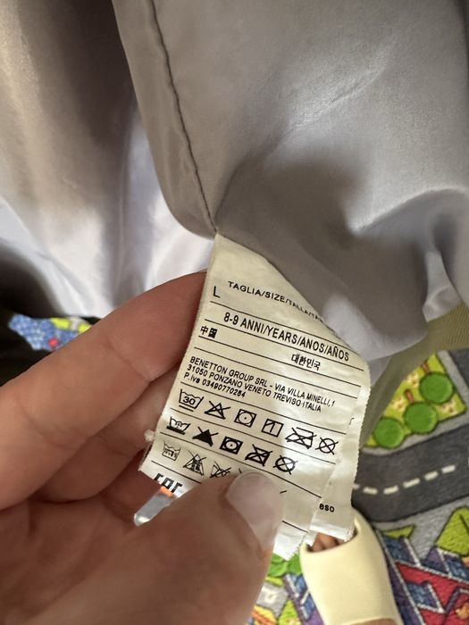 Куртка benetton 8-9 років
