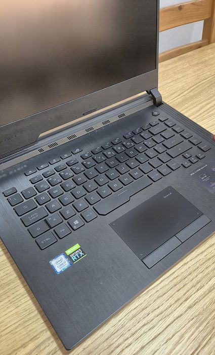 ASUS ROG Strix III ( Defeito )438006607082967043