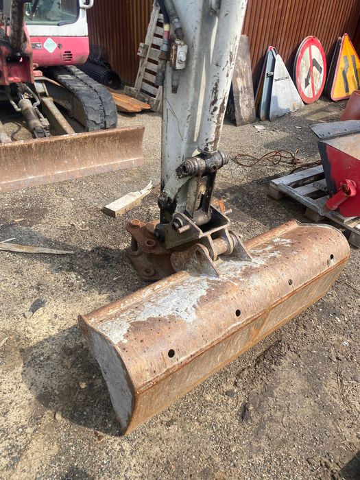 minikoparka Takeuchi TB125