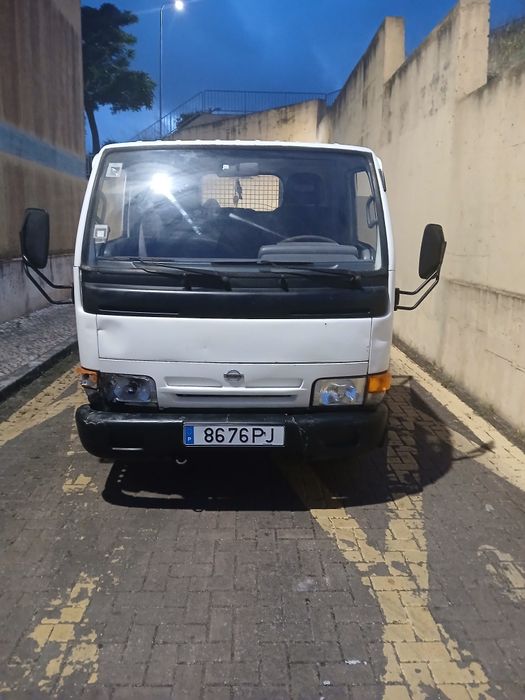 Nissan cabstar 2000
